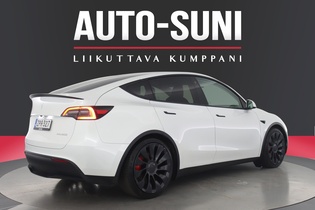 Tesla Model Y vaihtoauto
