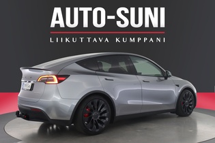 Tesla Model Y vaihtoauto