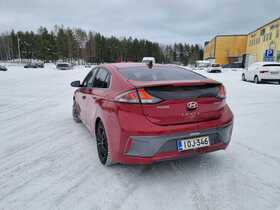 Hyundai IONIQ plug-in vaihtoauto