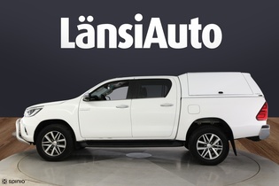 Toyota Hilux vaihtoauto