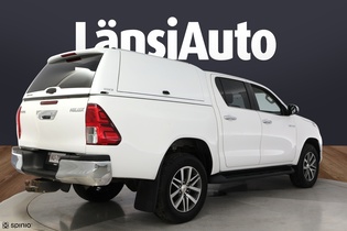 Toyota Hilux vaihtoauto