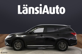 Mitsubishi Outlander PHEV vaihtoauto