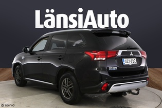 Mitsubishi Outlander PHEV vaihtoauto