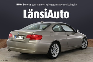 BMW 320 vaihtoauto