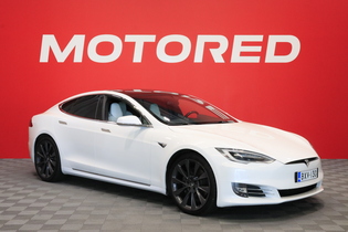 Tesla Model S vaihtoauto