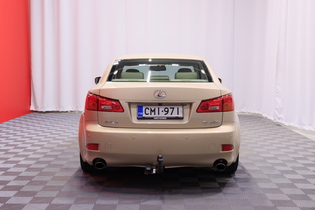 Lexus IS vaihtoauto
