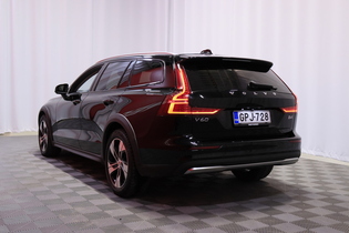 Volvo V60 Cross Country vaihtoauto