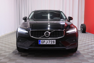 Volvo V60 Cross Country vaihtoauto