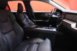 Volvo V60 Cross Country vaihtoauto