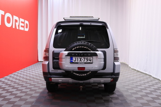 Mitsubishi Pajero vaihtoauto