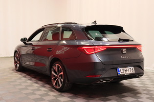 SEAT Leon Sportstourer vaihtoauto