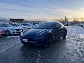 Tesla Model 3 vaihtoauto