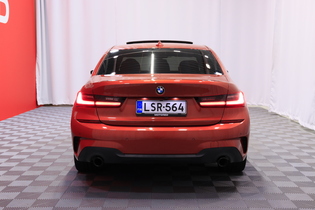 BMW 330 vaihtoauto