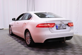Jaguar XE vaihtoauto
