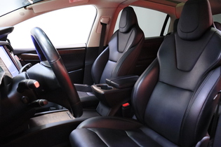 Tesla Model X vaihtoauto