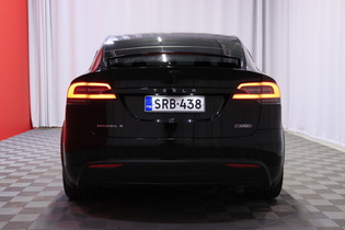 Tesla Model X vaihtoauto