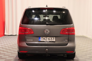 Volkswagen Touran vaihtoauto