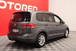 Volkswagen Touran vaihtoauto