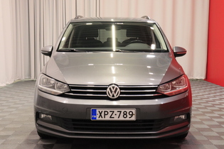 Volkswagen Touran vaihtoauto