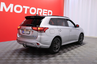 Mitsubishi Outlander vaihtoauto