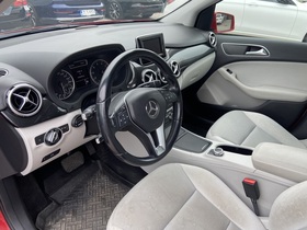 Mercedes-Benz B vaihtoauto