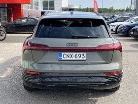Audi Q8 e-tron vaihtoauto