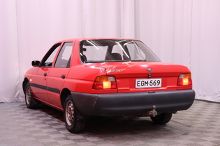 Ford Escort vaihtoauto