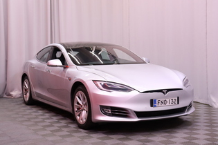 Tesla Model S vaihtoauto