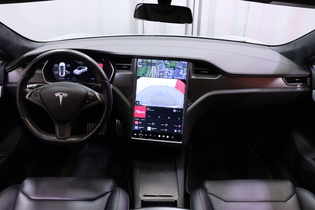 Tesla Model S vaihtoauto