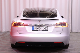 Tesla Model S vaihtoauto