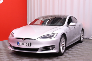 Tesla Model S vaihtoauto