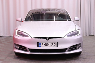 Tesla Model S vaihtoauto
