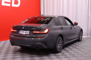 BMW 330 vaihtoauto