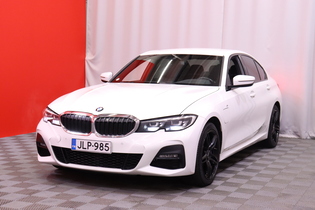 BMW 330 vaihtoauto