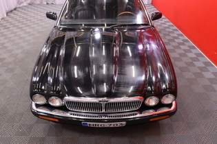 Jaguar XJ 6 vaihtoauto