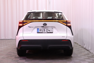 Toyota bZ4X vaihtoauto