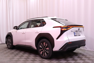 Toyota bZ4X vaihtoauto