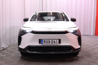 Toyota bZ4X vaihtoauto