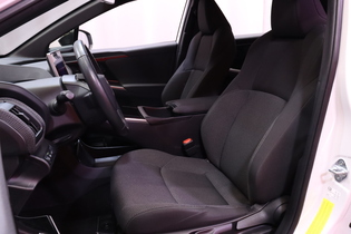 Toyota bZ4X vaihtoauto