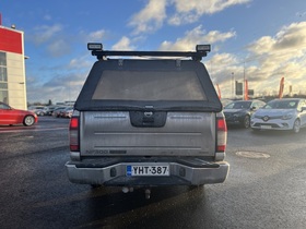 Nissan NP300 vaihtoauto