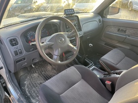 Nissan NP300 vaihtoauto