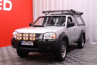 Nissan NP300 vaihtoauto