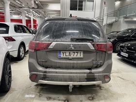 Mitsubishi Outlander PHEV vaihtoauto