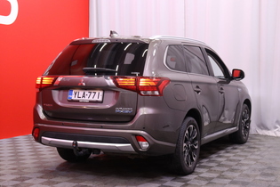 Mitsubishi Outlander PHEV vaihtoauto