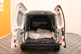 Nissan NV250 vaihtoauto