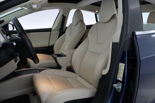 Tesla Model S vaihtoauto