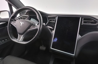 Tesla Model X vaihtoauto