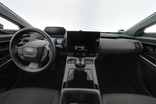 Toyota bZ4X vaihtoauto