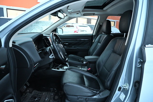 Mitsubishi Outlander vaihtoauto