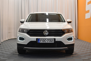 Volkswagen T-Roc vaihtoauto